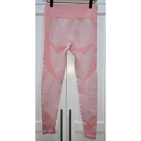 Pink 2-Piece Athletic Set – Size Large - Picture 14 of 16
